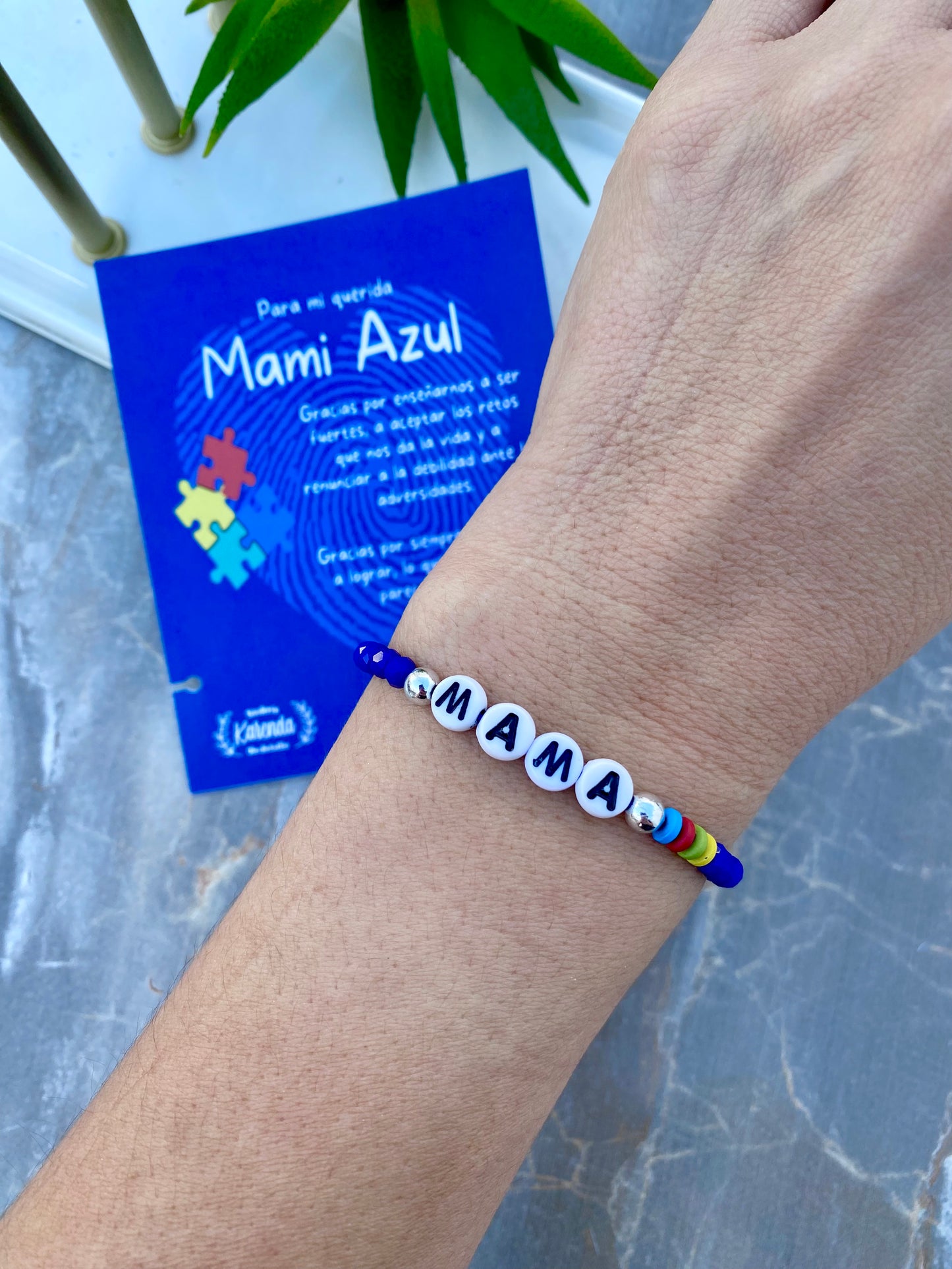 KD090746- Pulsera de Mamá Autismo con Cristales y Dije de Rompecabezas
