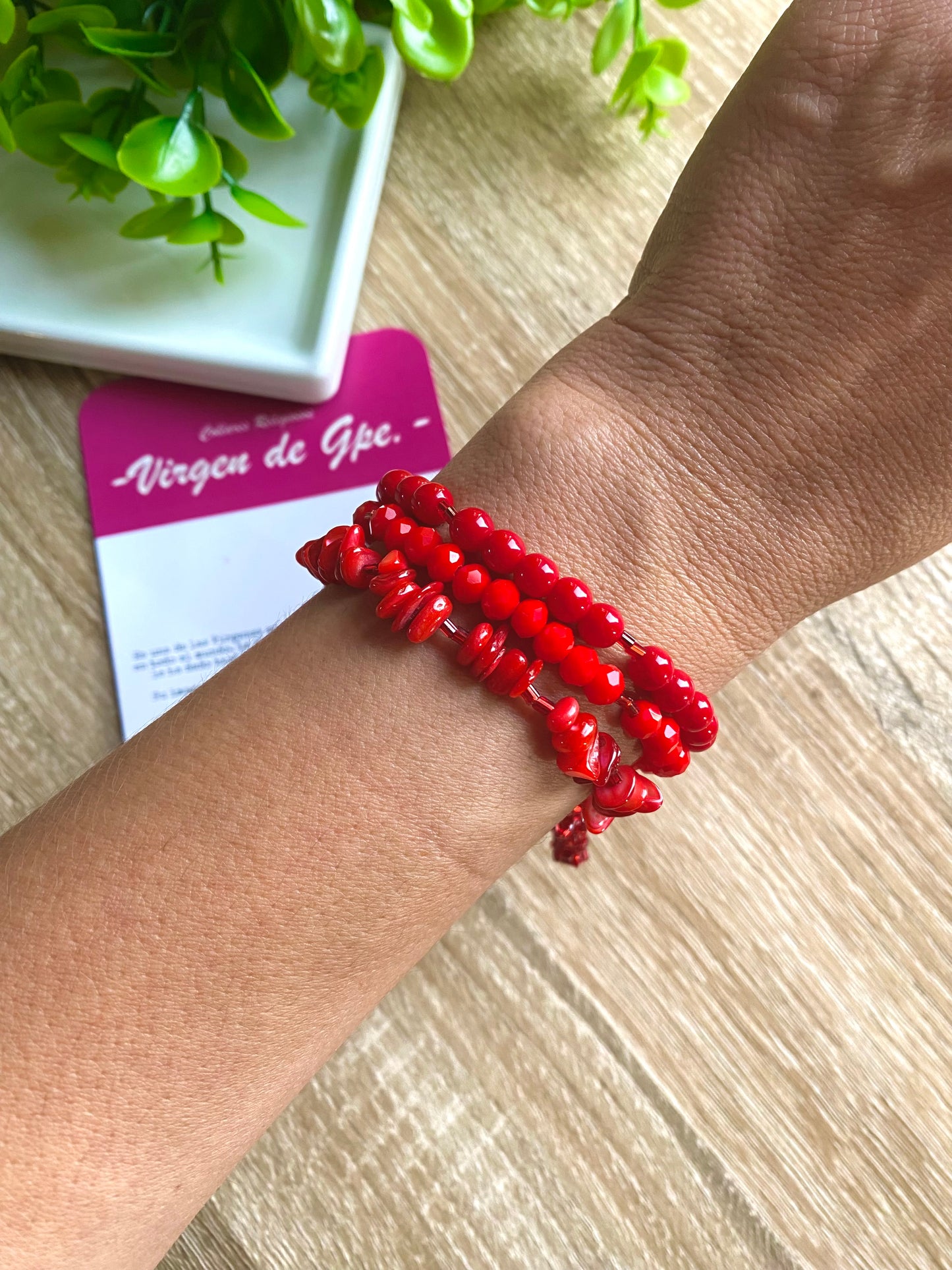 KD090762- Set de Pulseras con Escapulario de Virgen de Guadalupe