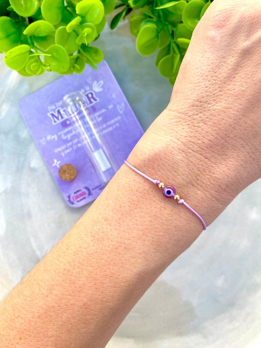 KD090800- Pulsera de Ojito Turco Mini y Tarjeta con tema Día de la Mujer.