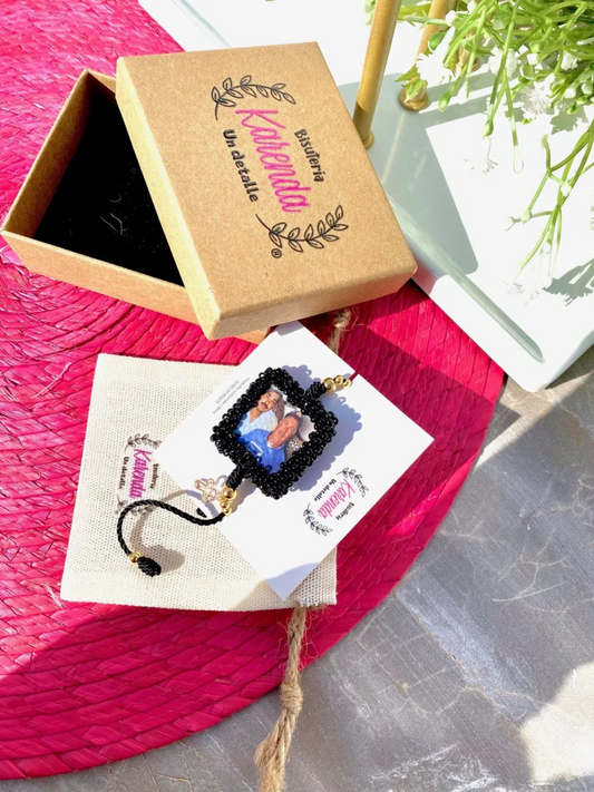 KD090724- Pulsera Escapulario Bordada con Foto