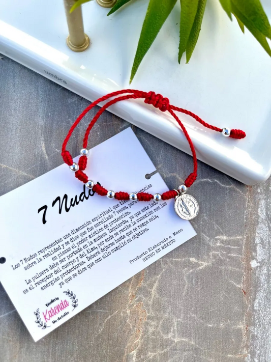 KD090736- Pulsera de 7 Nudos con Dije de San Benito Mediano
