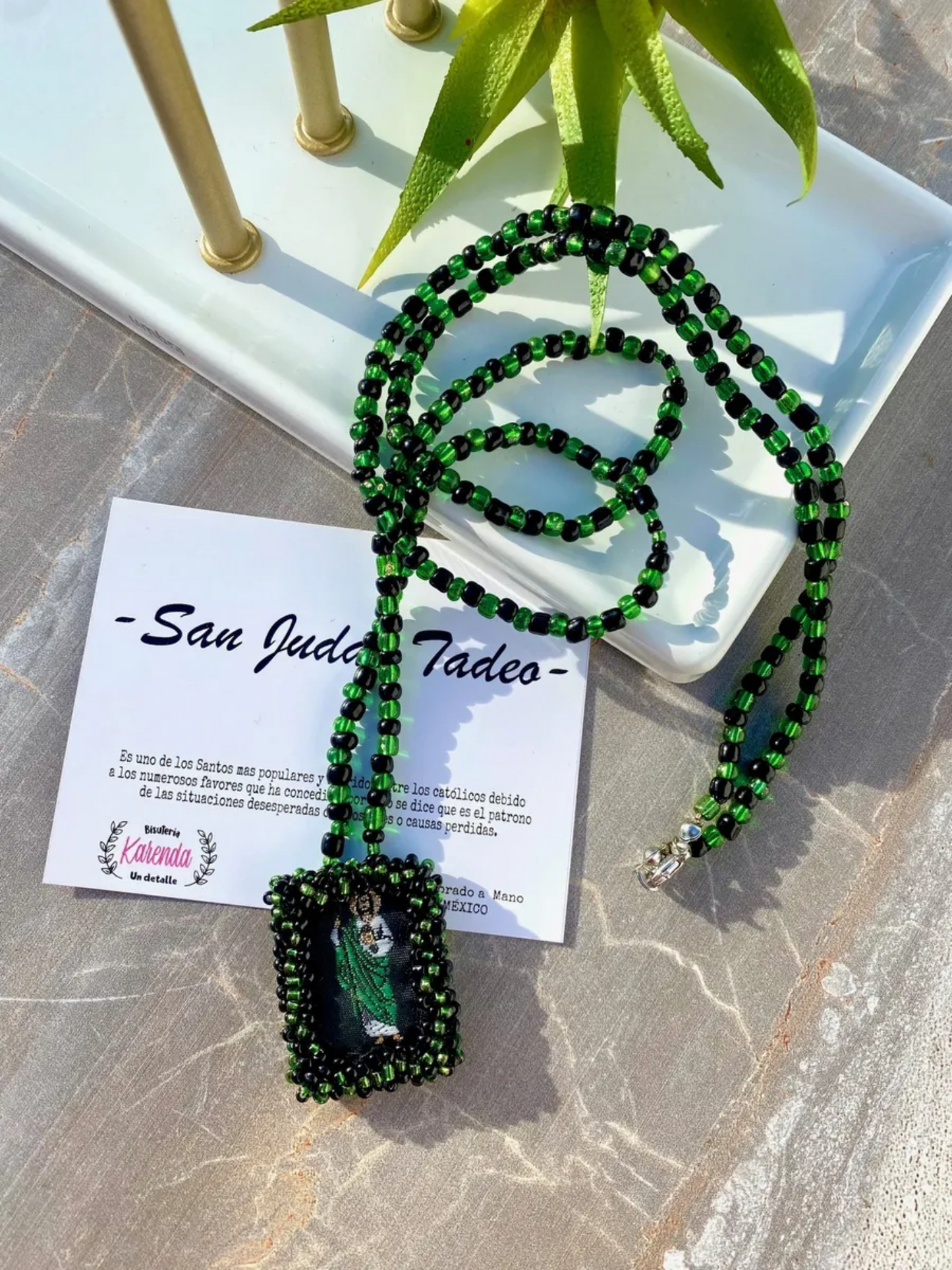 KD230035- Collar Escapulario de San Judas Tadeo Bordado a Mano