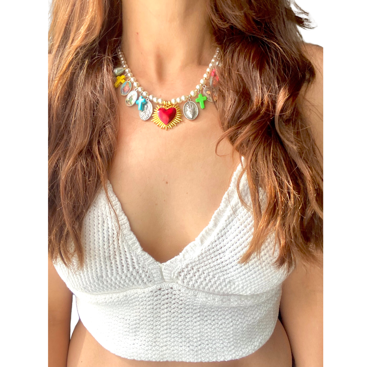 KD050843- Collar Celestial de Perla con  Multi dijes Religiosos