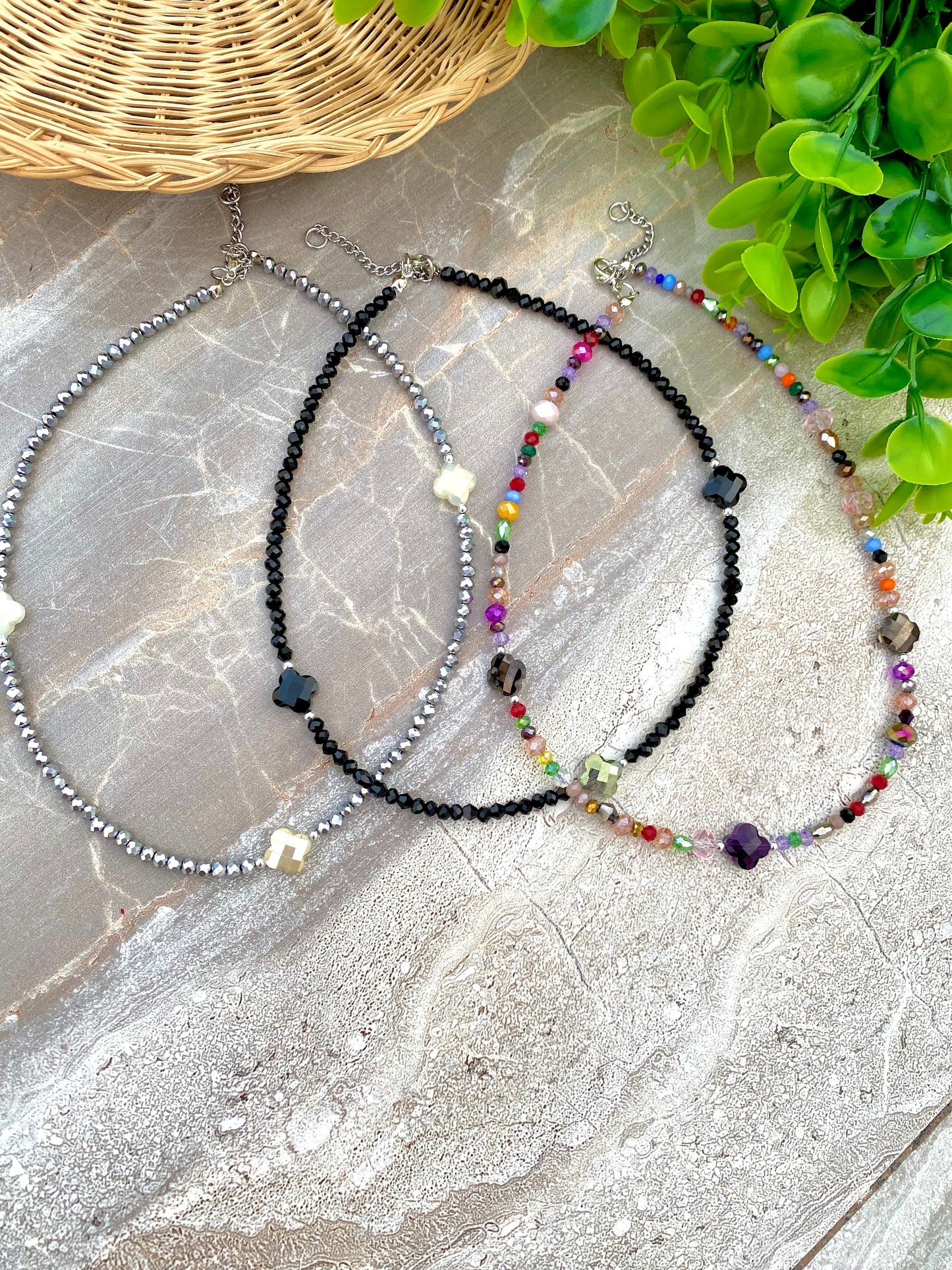 KD050778- Gargantilla de Trébol con Cristales.