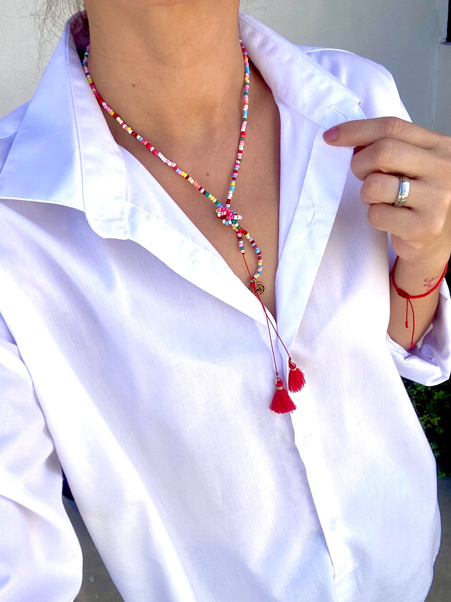 KD050796-9- Collar/Pulsera de Chaquira con Borlas