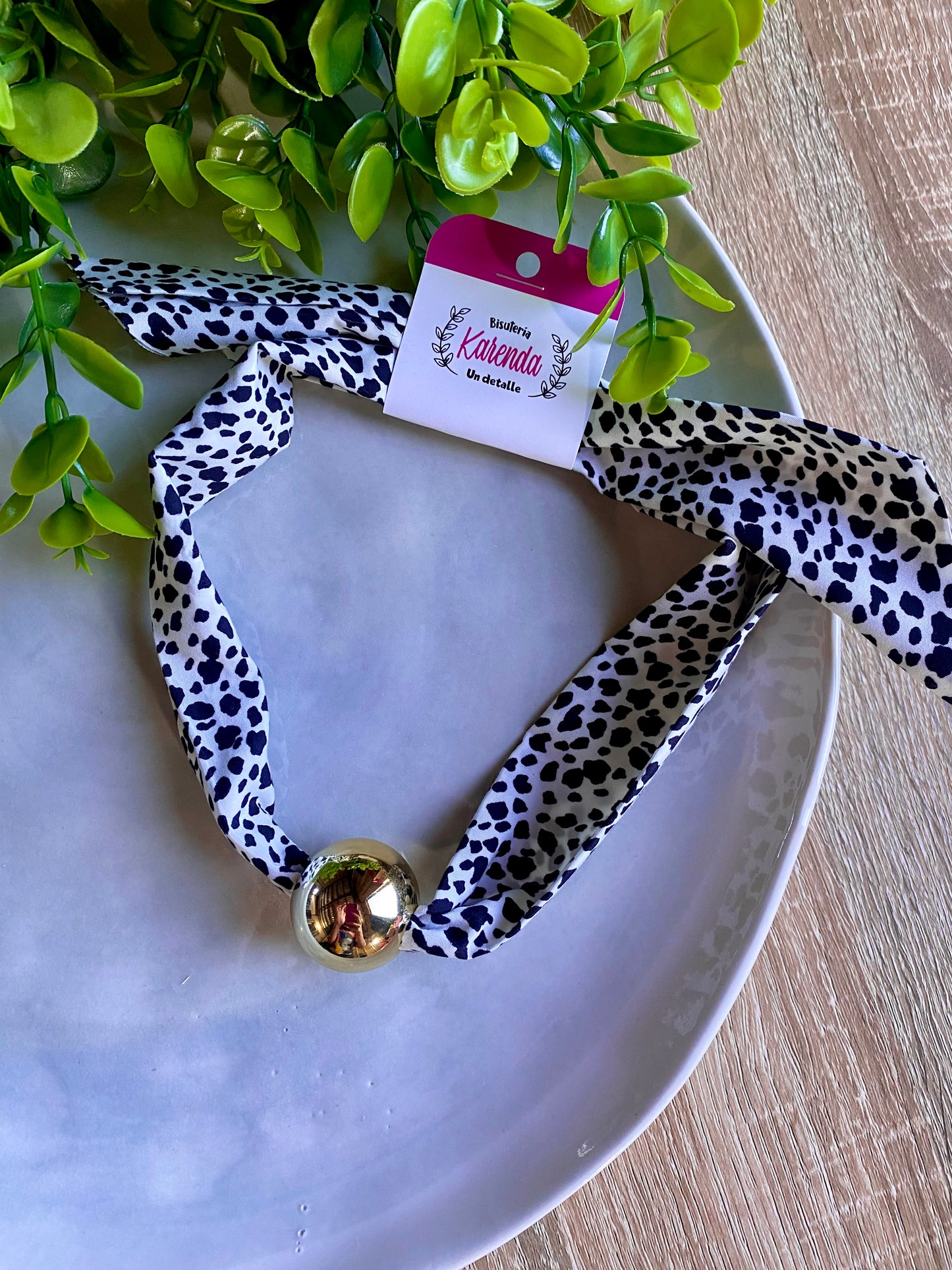 KD050810- Collar Tela Bola XL