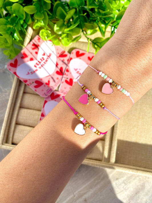 KD090792- Pulsera de Corazon con Chaquira