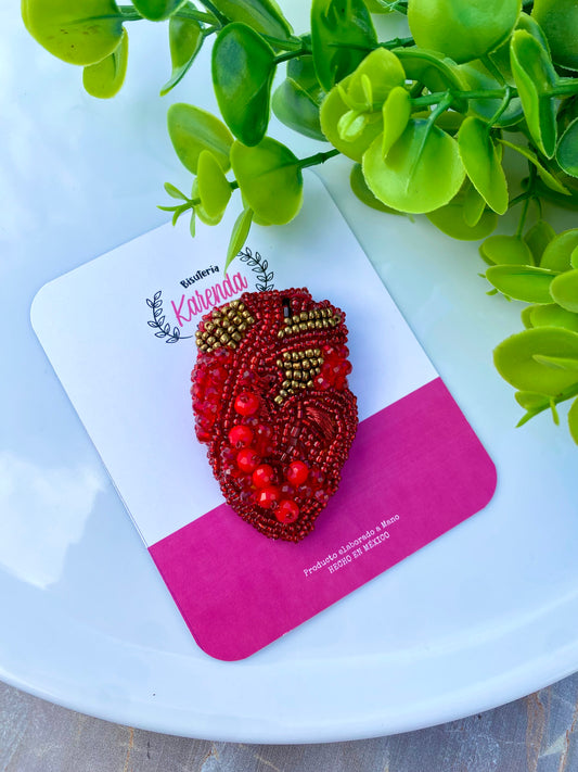 KD210020- Broche Corazón Sagrado