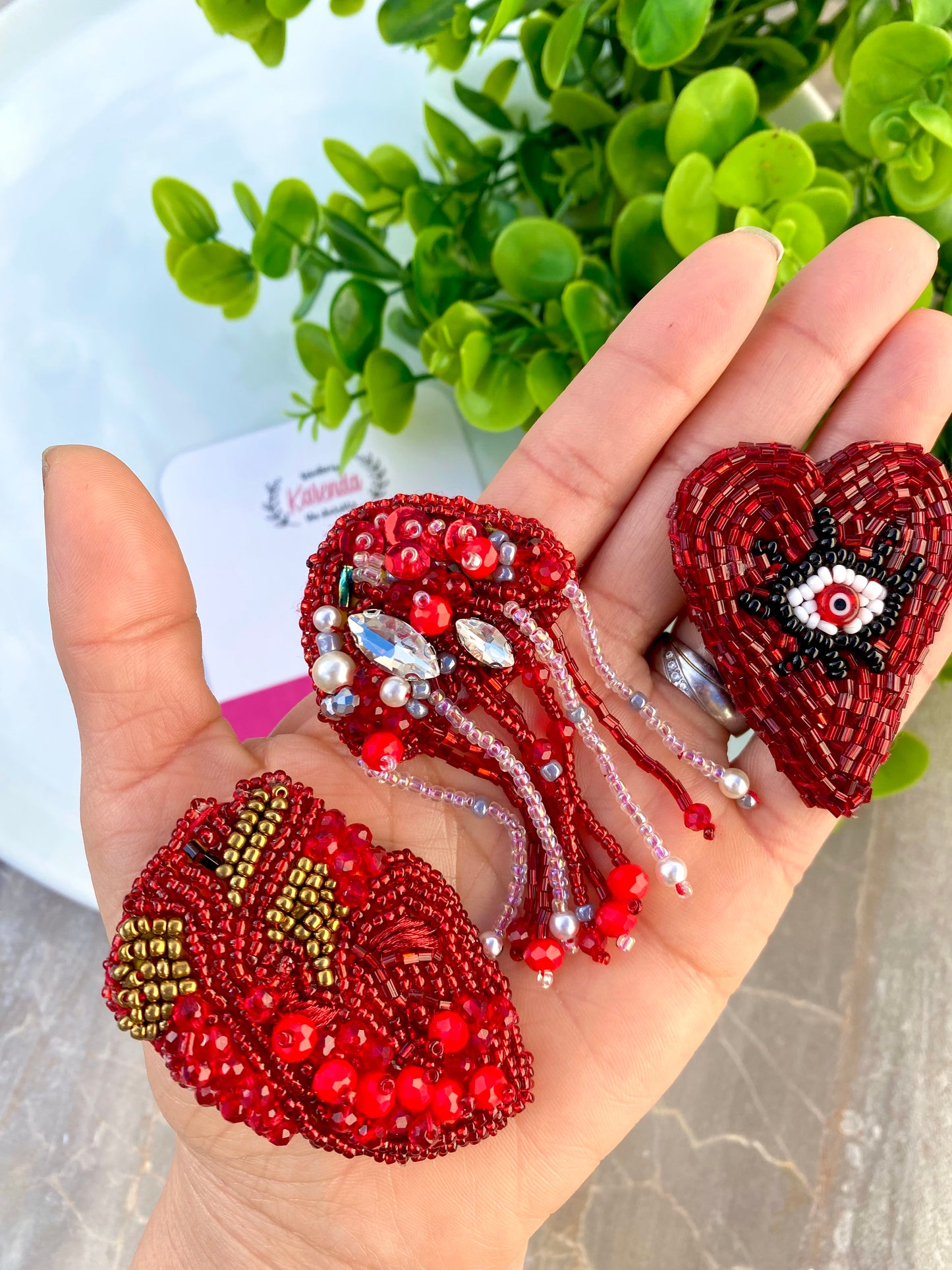 KD210019- Broche Corazón Ojo Turco Bordado