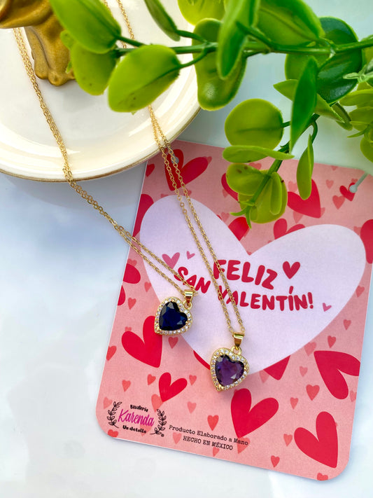 KD050823- Collar de cadena con Dije Corazón Cristales