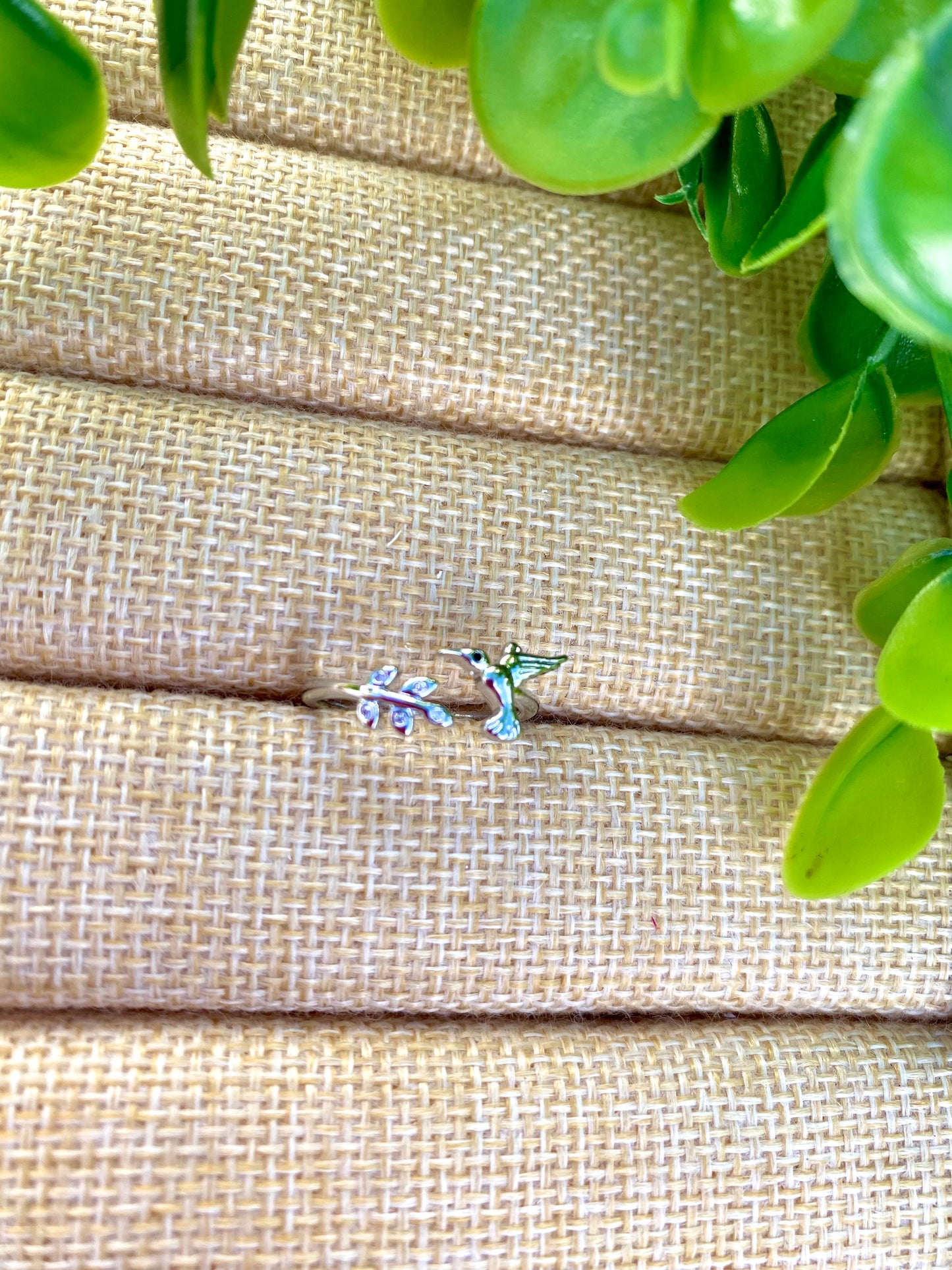 KD020132- Anillo Ajustable Colibrí Rodio