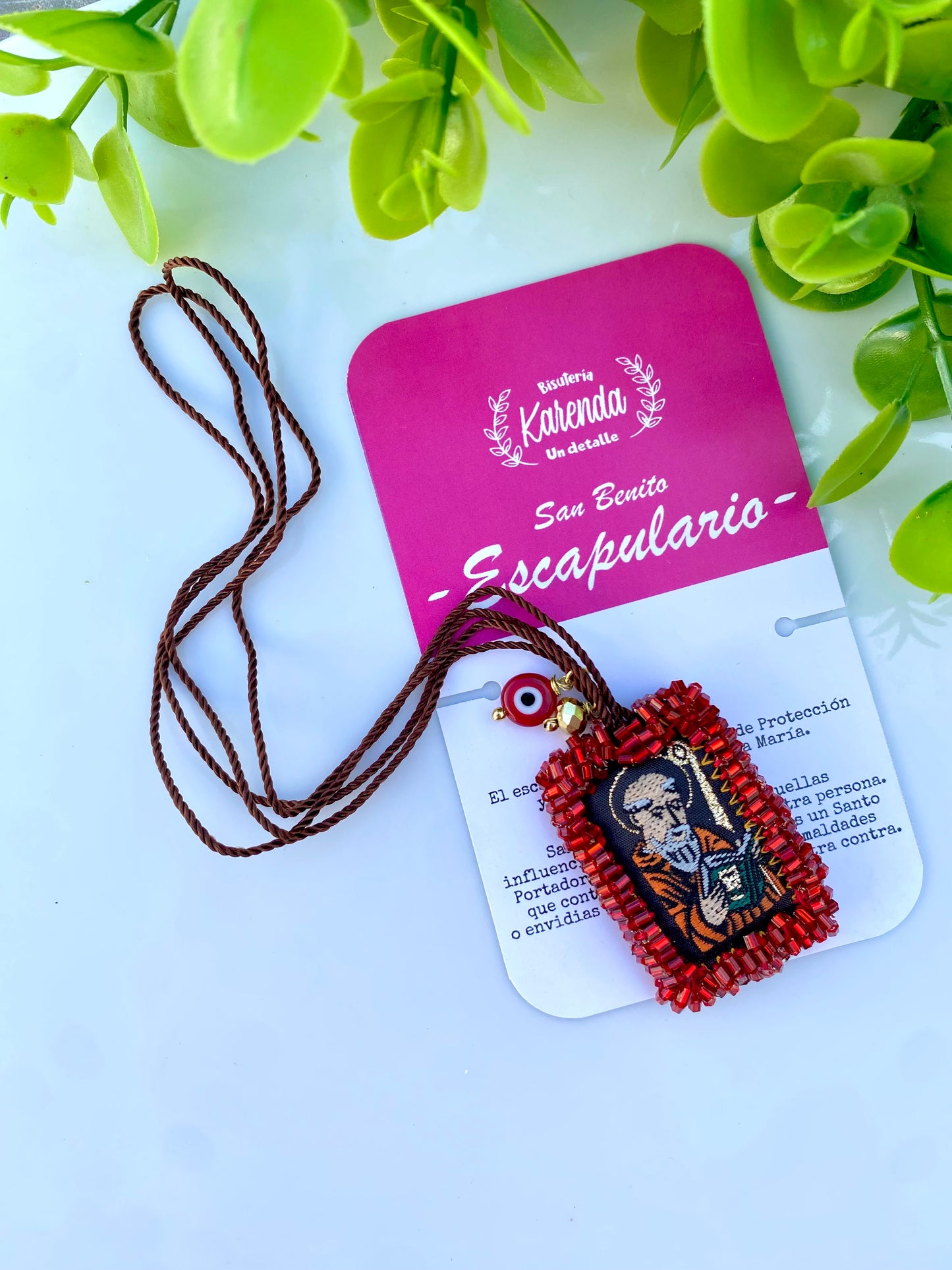 KD230100- Escapulario San Benito