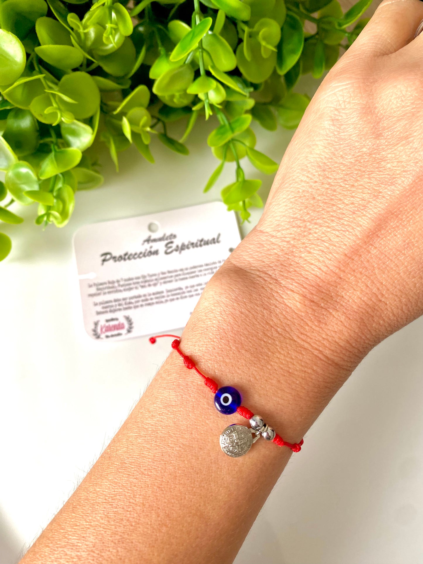 KD090856- Pulsera Roa de 7 Nudos con Ojo Turco y San Benito