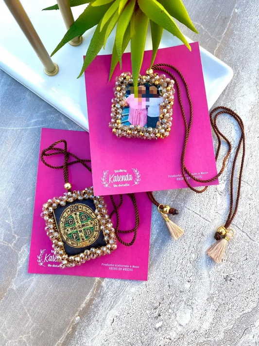 KD230031- Escapulario Personalizado con Fotografía & San Benito Cristal M