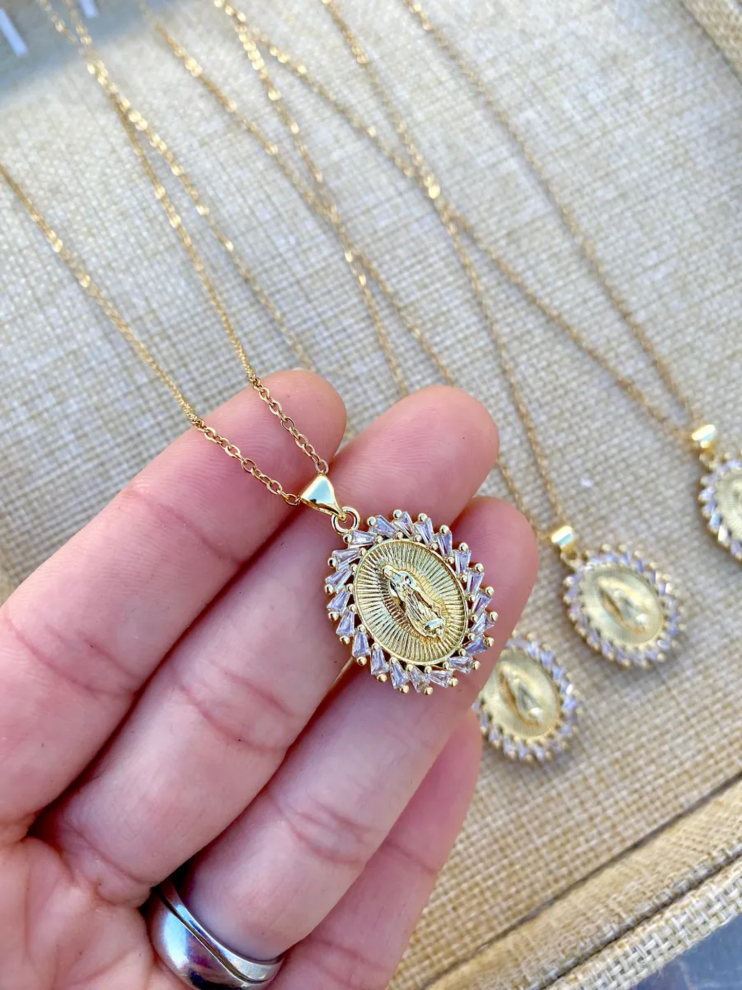 KD050754- Collar Virgen de Guadalupe