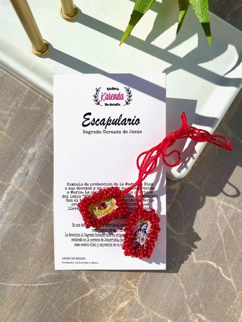 KD090116- Escapulario Mini de Sagrado Corazón Bordado con Chaquira