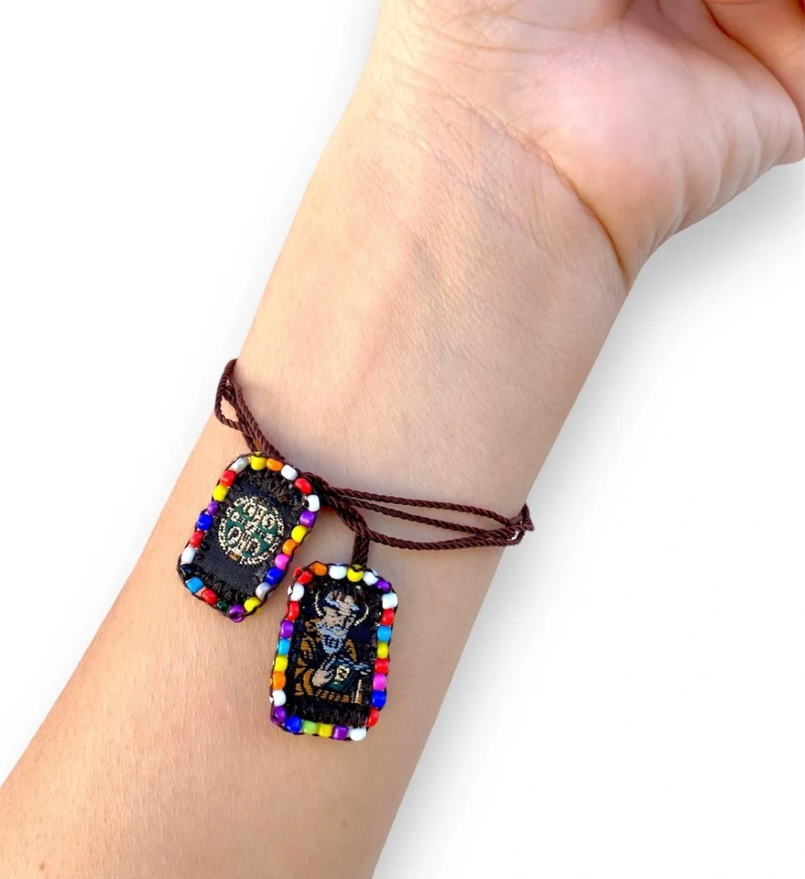 KD230027C- Escapulario Mini con Bordado Sencillo San Benito